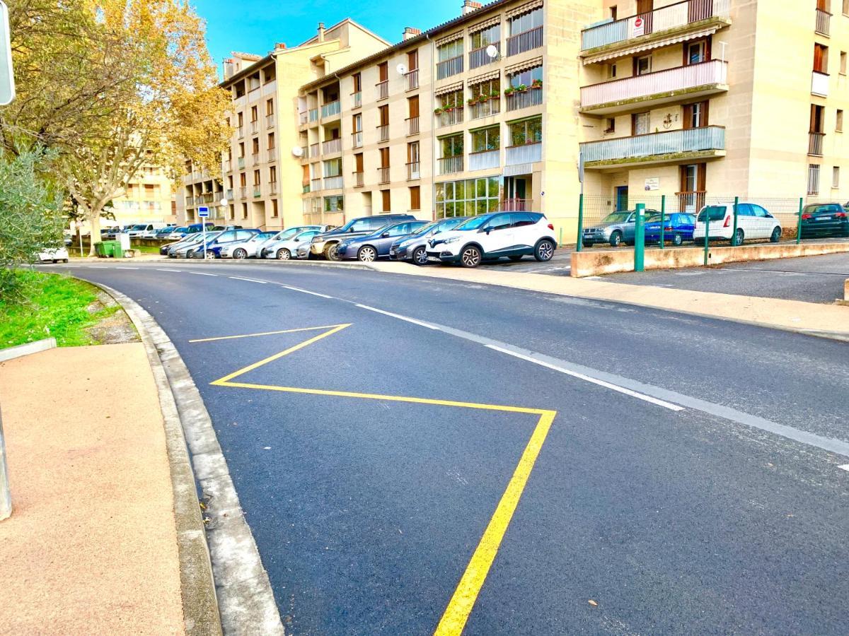 Mont D'Or Appartement Manosque Exterior foto